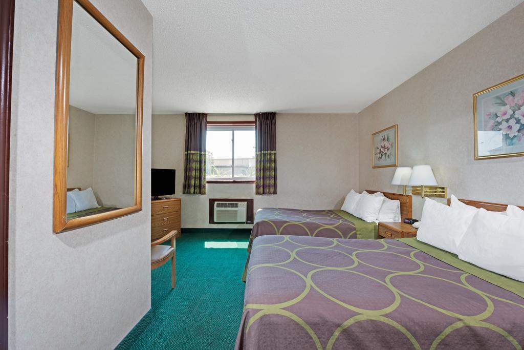 Super 8 By Wyndham Kenmore/Buffalo/Niagara Falls Area Exteriör bild